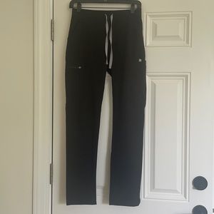 FIGS Yola Skinny Scrub Pants in Black Size XXS